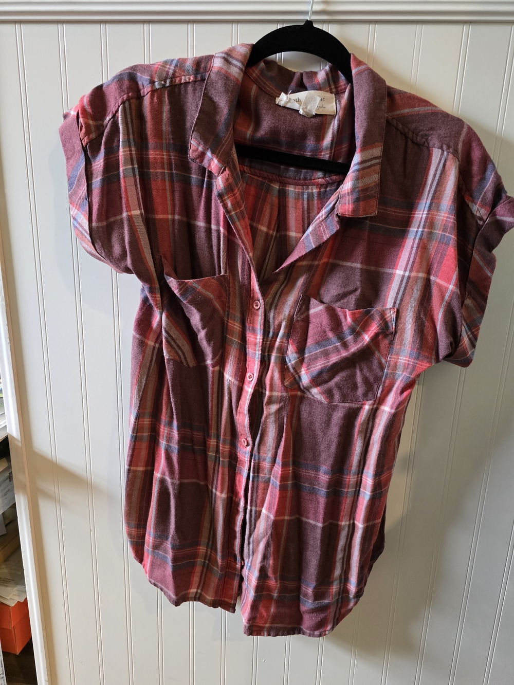 cloth & stone Red and Pink Plaid Short-Sleeve Button-Down Shirt